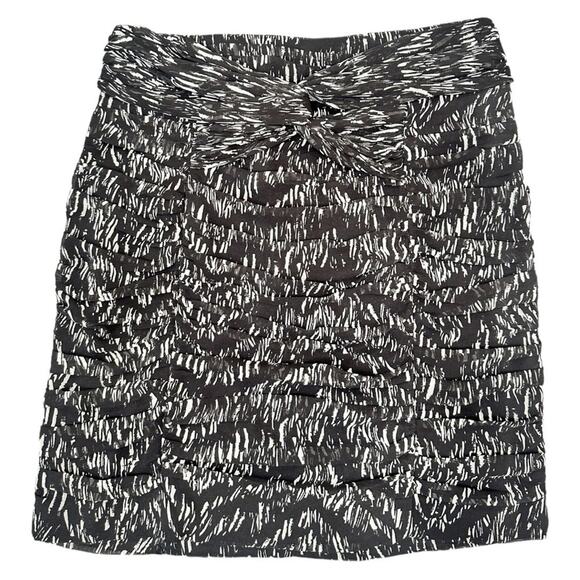 H&M Vintage Mini Skirt - Picture 12 of 13